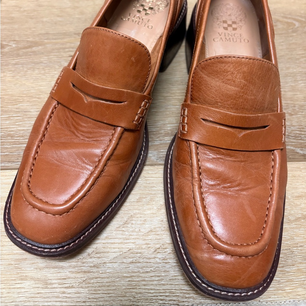 Vince Camuto | Medium Brown Leather Loafers 👞 Sz 8.5, Small Heel, Classic Staple - Picture 13 of 13